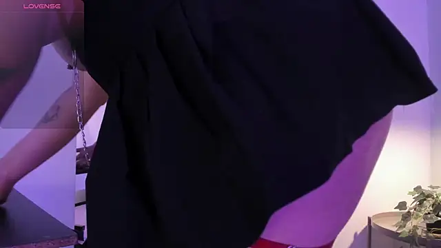 Snapshot of alice_rodman chatting on March 1, 2026, 1:57 pm alice rodman online show from March 1, 2026, 1:57 pm