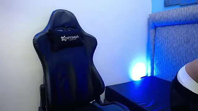 Snapshot of The_twinks_ chatting on March 1, 2026, 3:52 am The twinks online show from March 1, 2026, 3:52 am