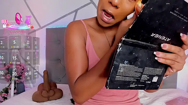 Snapshot of Khloe_Rosee chatting on February 12, 2026, 7:20 pm Khloe Rosee online show from February 12, 2026, 7:20 pm