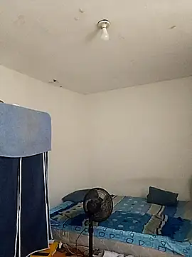 thom 1 online show from March 27, 2026, 4:18 pm