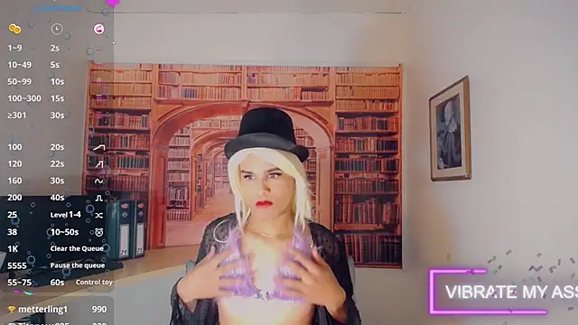 Snapshot of Gata_Salvaje__ chatting on February 10, 2026, 3:32 am Gata Salvaje online show from February 10, 2026, 3:32 am