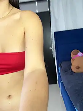 Annelise Luxx online show from February 7, 2026, 1:15 pm