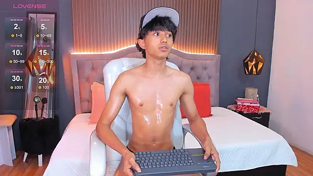 Noa 03 online show from March 15, 2026, 2:01 pm