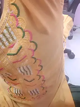 Hot baby900 online show from February 14, 2026, 4:42 am