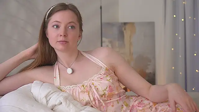 moan elisa online show from February 28, 2026, 3:18 am