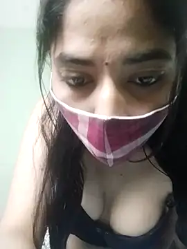 Kitti-Sharma online show from March 28, 2026, 8:03 am