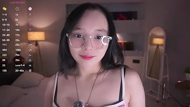 Snapshot of HannaHayles chatting on February 6, 2026, 5:38 pm HannaHayles online show from February 6, 2026, 5:38 pm