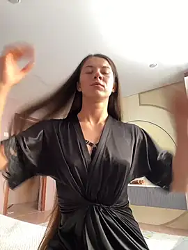 Snapshot of OnlyLeiLa chatting on February 10, 2026, 6:28 am OnlyLeiLa online show from February 10, 2026, 6:28 am