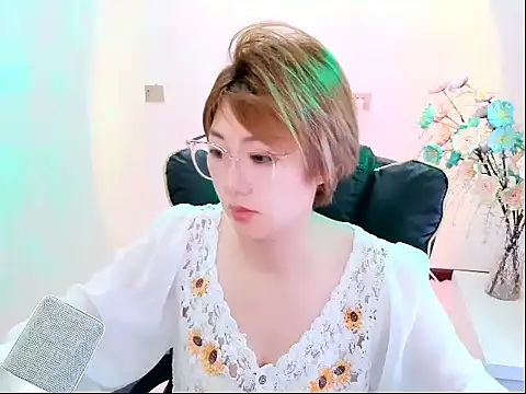 zhuzhu-66 online show from June 4, 2026, 6:08 am