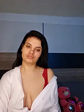 Karolina Velvet online show from February 26, 2026, 10:58 am