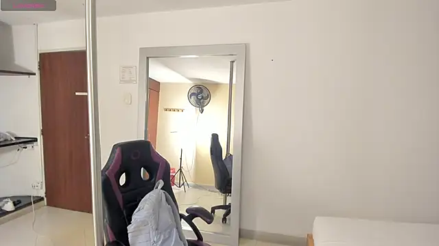 Snapshot of Demon_lala chatting on March 25, 2026, 12:55 pm Demon lala online show from March 25, 2026, 12:55 pm