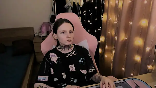 Onyxix online show from March 14, 2026, 7:19 pm