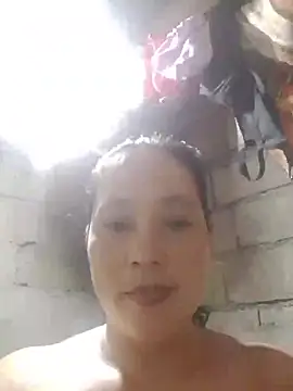 Snapshot of May_Bombs chatting on May 22, 2026, 9:15 am May Bombs online show from May 22, 2026, 9:15 am