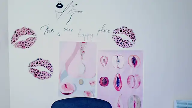 Snapshot of Rosalinda_ro chatting on February 23, 2026, 1:58 am Rosalinda ro online show from February 23, 2026, 1:58 am