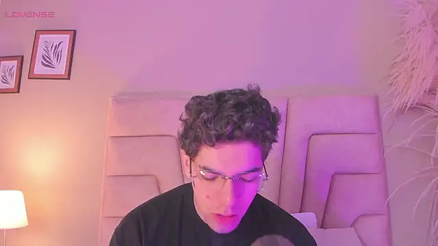 Axel Creed online show from February 10, 2026, 10:19 am