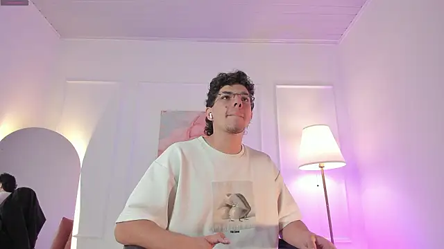 Axel Creed online show from February 18, 2026, 1:56 am