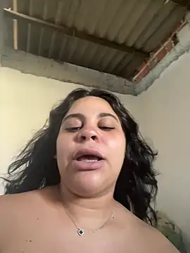 Adriputinha online show from March 8, 2026, 6:34 pm