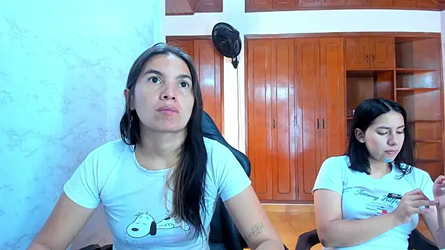 Emily and Soffy online show from April 10, 2026, 12:10 pm