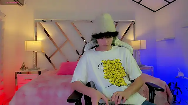 thanier 18 online show from April 12, 2026, 7:30 pm