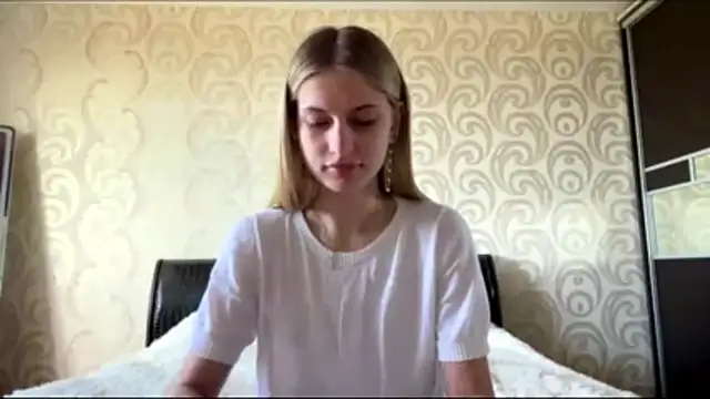 JeneeEady online show from May 27, 2026, 6:10 am