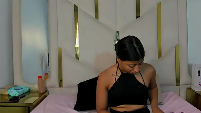 Vaneline2 online show from April 10, 2026, 1:27 pm