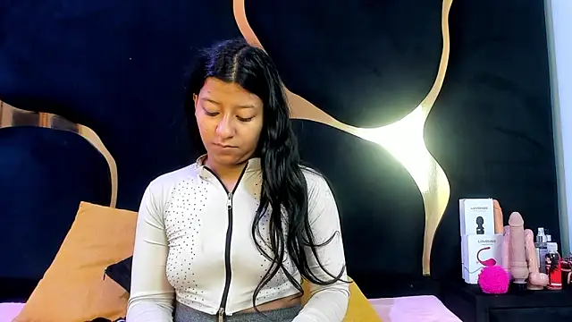 Snapshot of Vaneline2 chatting on April 17, 2026, 6:00 pm Vaneline2 online show from April 17, 2026, 6:00 pm