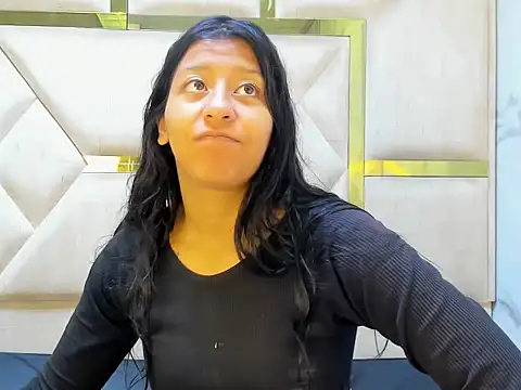 Snapshot of Vaneline2 chatting on May 9, 2026, 1:27 pm Vaneline2 online show from May 9, 2026, 1:27 pm