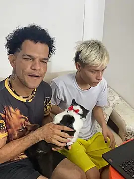 Snapshot of MaxyRyan chatting on March 27, 2026, 12:16 pm MaxyRyan online show from March 27, 2026, 12:16 pm