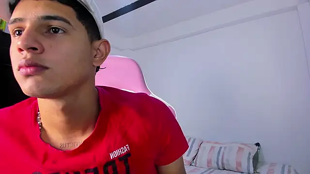 Snapshot of Adrian_Prime_ chatting on February 19, 2026, 6:59 pm Adrian Prime online show from February 19, 2026, 6:59 pm