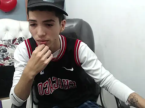 Asher costa online show from March 4, 2026, 10:38 pm