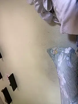 MaxMaddiey online show from February 12, 2026, 3:40 pm