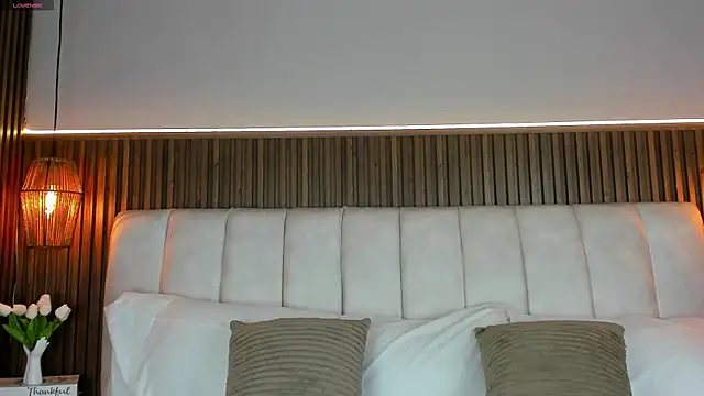 LisaLain online show from March 10, 2026, 11:59 am