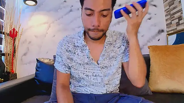 Max Hornye online show from March 16, 2026, 6:45 pm