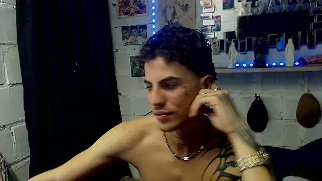 Snapshot of paul-mendezx chatting on February 10, 2026, 9:08 pm paul-mendezx online show from February 10, 2026, 9:08 pm