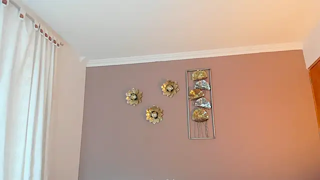 neyder sanz online show from February 21, 2026, 12:39 pm