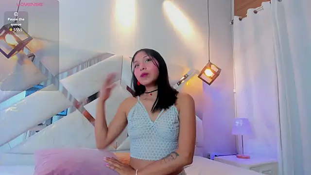 Wildkiitty online show from February 22, 2026, 4:24 am