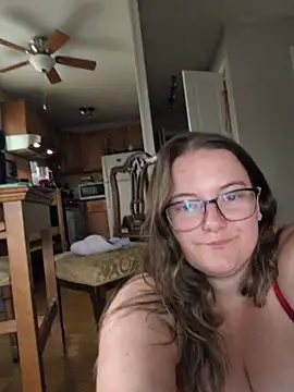 lillythotz online show from May 27, 2026, 6:38 pm