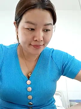 Snapshot of Jennie_dogy chatting on April 11, 2026, 1:21 am Jennie dogy online show from April 11, 2026, 1:21 am
