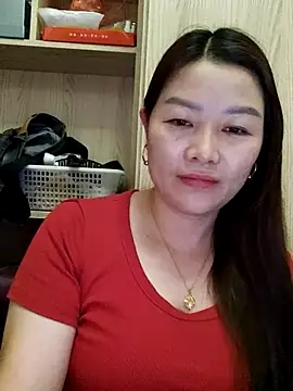 Snapshot of Jennie_dogy chatting on April 29, 2026, 3:32 am Jennie dogy online show from April 29, 2026, 3:32 am