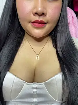 Violet pusy online show from March 16, 2026, 7:51 pm