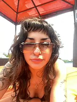 Snapshot of AngelaCox chatting on July 17, 2026, 5:47 am AngelaCox online show from July 17, 2026, 5:47 am