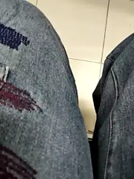 LiilyZi online show from February 7, 2026, 12:58 am