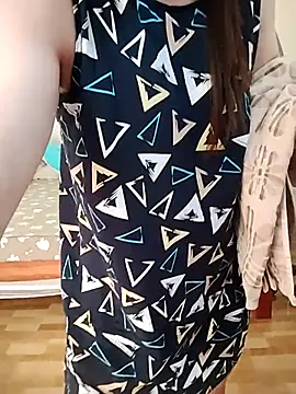 LiilyZi online show from March 2, 2026, 7:15 am