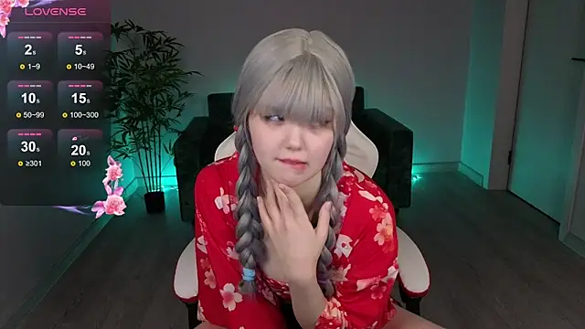 PONKY PINKY online show from March 4, 2026, 1:55 am