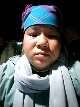 Snapshot of Erika--006 chatting on February 19, 2026, 11:06 am Erika--006 online show from February 19, 2026, 11:06 am