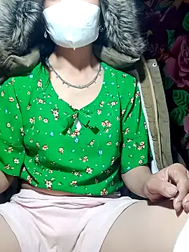 witch-xx online show from March 8, 2026, 3:49 pm