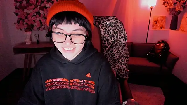 NeoGeisha online show from April 4, 2026, 7:11 pm