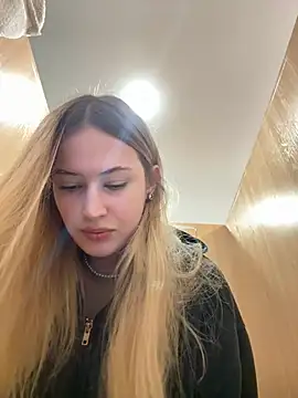 blonde exe online show from April 2, 2026, 2:15 pm