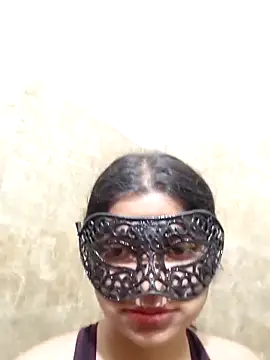 Snapshot of Heena_rani chatting on April 13, 2026, 3:39 pm Heena rani online show from April 13, 2026, 3:39 pm