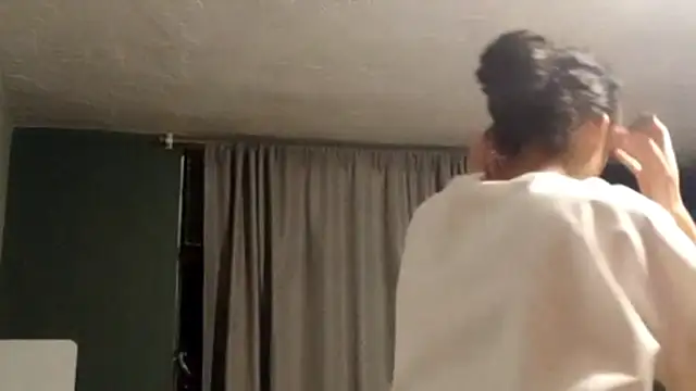 Snapshot of EldoraSchleker chatting on February 12, 2026, 1:11 am EldoraSchleker online show from February 12, 2026, 1:11 am